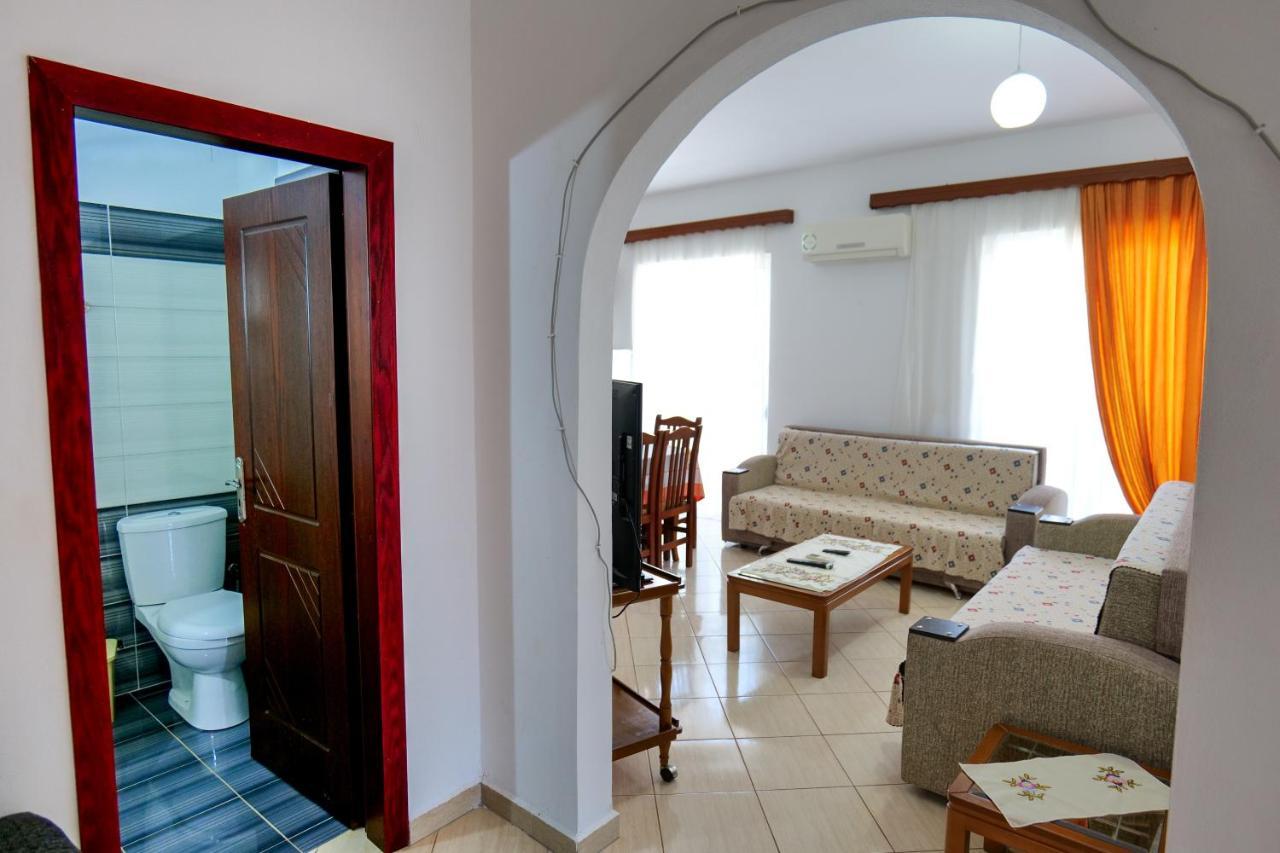 Ilias House Hotel Ksamil Exterior photo