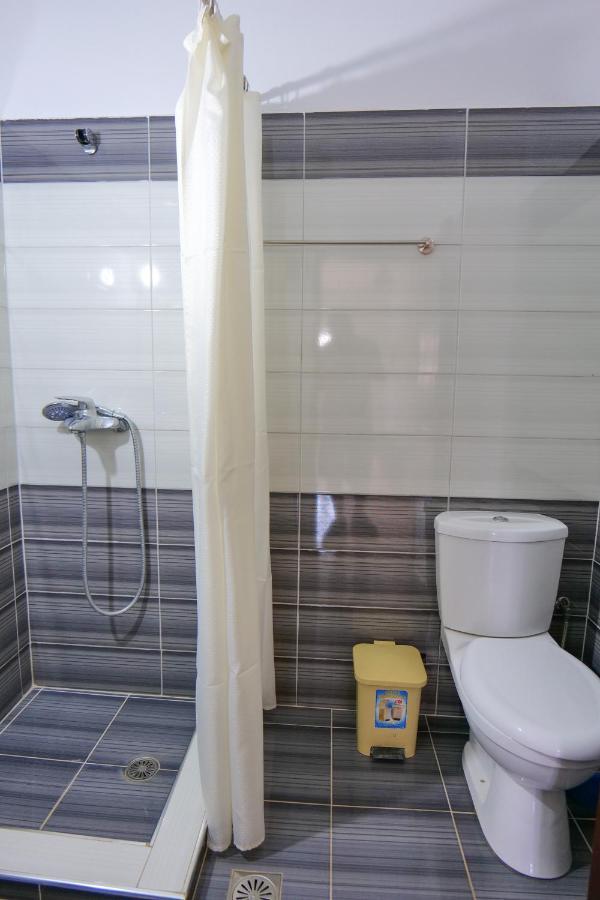 Ilias House Hotel Ksamil Exterior photo